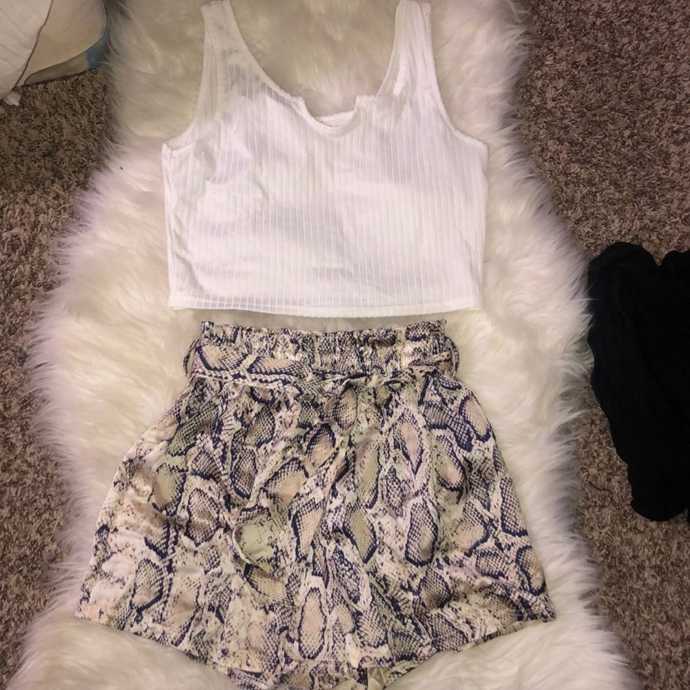 Two piece set